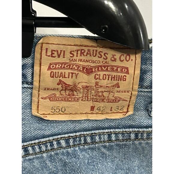 Levi's 550 Relaxed Fit Denim Jeans 42 x 32 - Picture 5 of 5